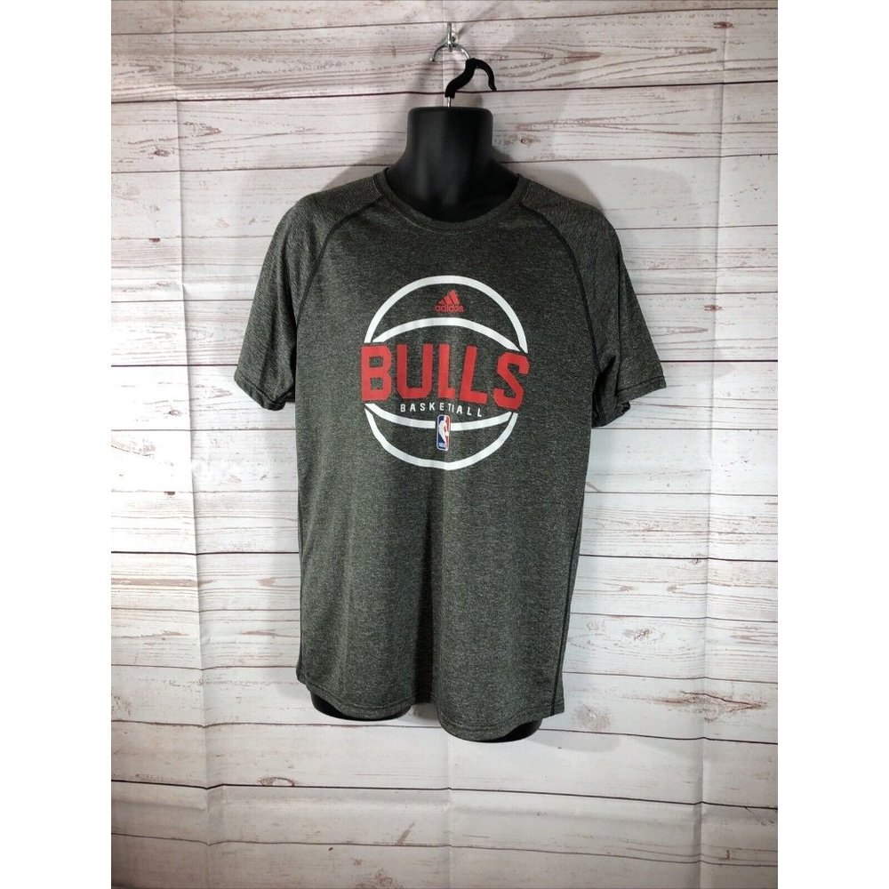Chicago Bulls Mens Youth Size L adidas Gray Climalite Ultimate T-Shirt Polyester